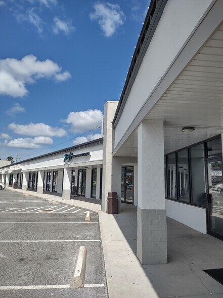 More Photos Of 2499 Martin Luther King Jr Blvd, Panama City Unknown For Lease