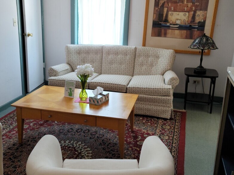 More Photos Of 3265 W Armitage Ave, Chicago Office Residential For Sale