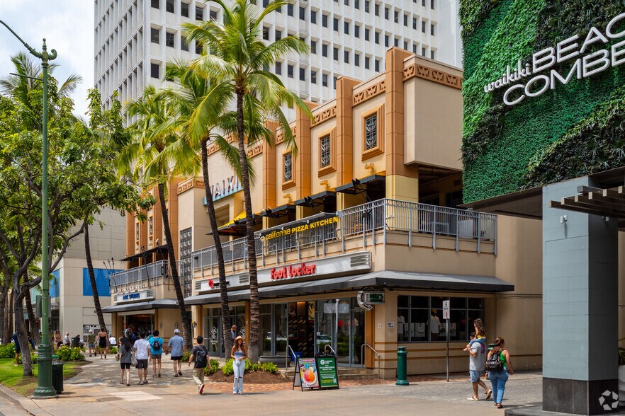 More Photos Of 5 Dukes Lane, Honolulu Storefront For Lease