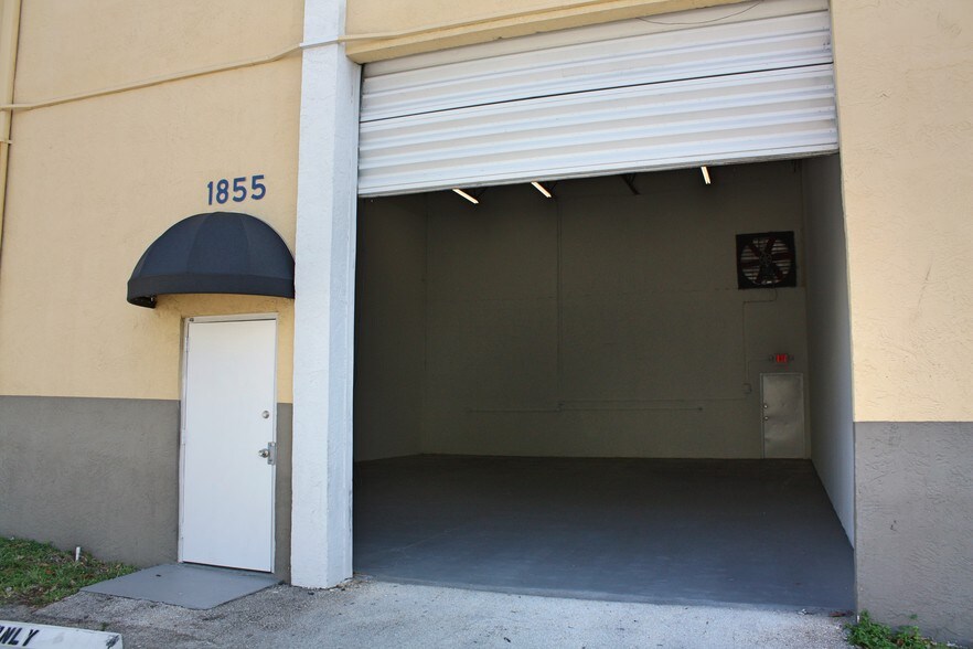 More Photos Of 1805-1815 SW 31st Ave, Pembroke Park Unknown For Lease