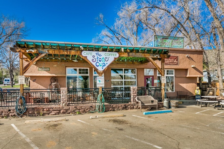 More Photos Of 454 Main St, Lyons Freestanding For Sale