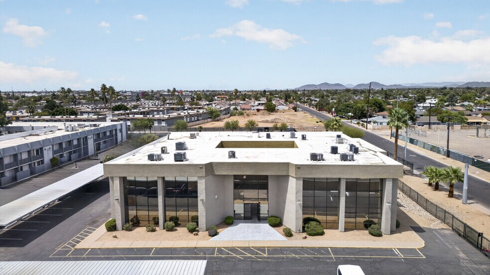 More Photos Of 2920 N 24th Ave, Phoenix Office For Sale