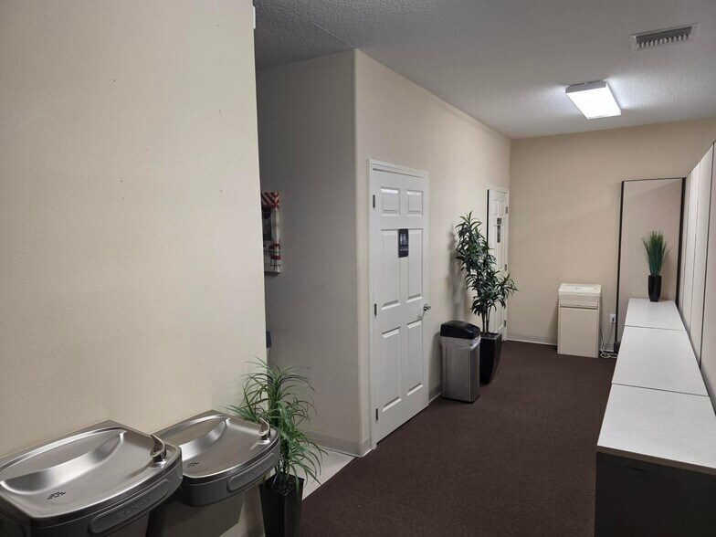 More Photos Of 20545-20547 Amberfield Dr, Land O' Lakes Office For Lease