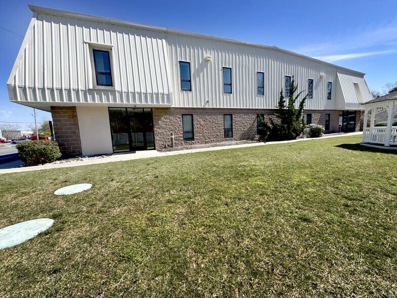 More Photos Of 1406 Doughty Rd, Egg Harbor Township Flex For Lease