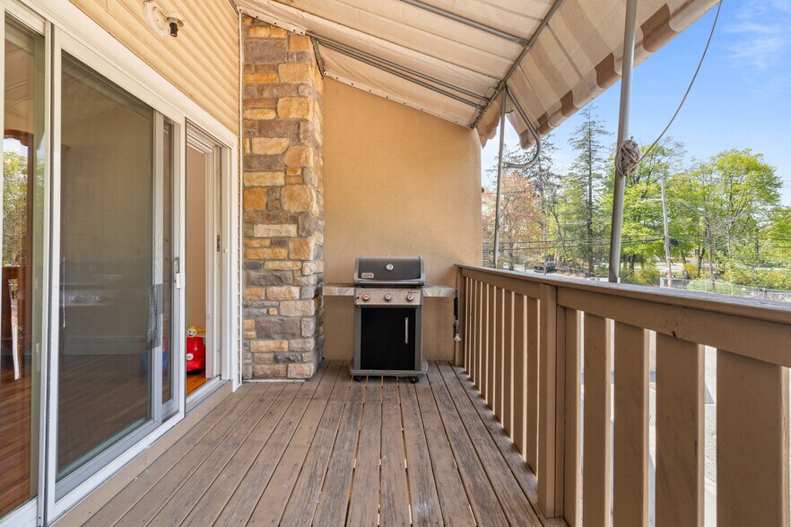 More Photos Of 68 Main St, Monsey Apartments For Sale