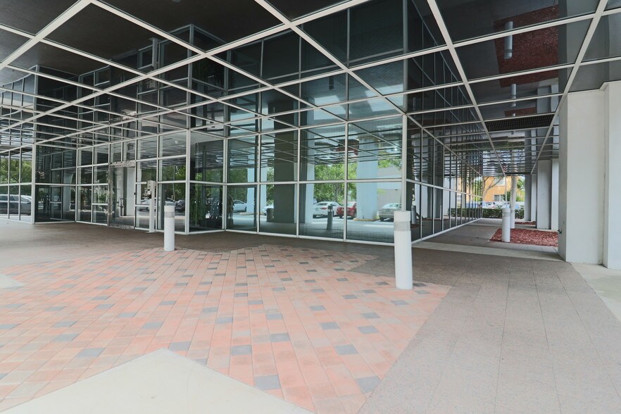 More Photos Of 210 N University Dr, Coral Springs Office For Lease
