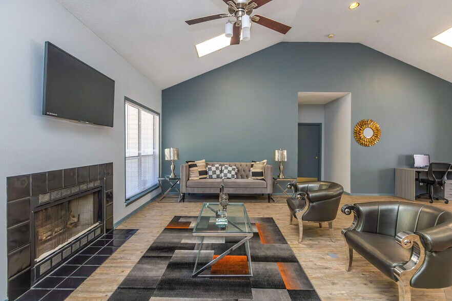More Photos Of 5816 Covington Hwy, Decatur Apartments For Sale