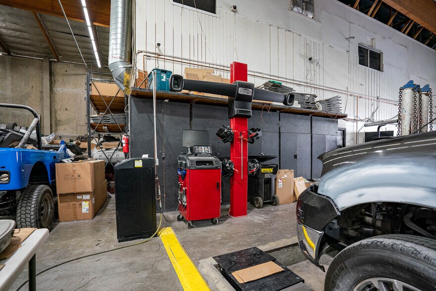 More Photos Of 12301 Sherman Way, North Hollywood Warehouse For Sale