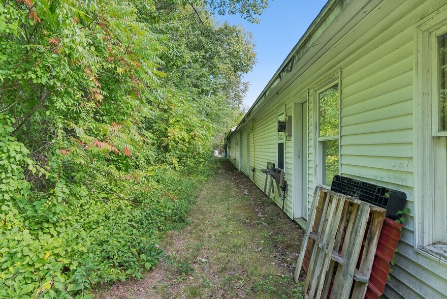 More Photos Of 37-41 Roosevelt Trl, Casco Office For Sale