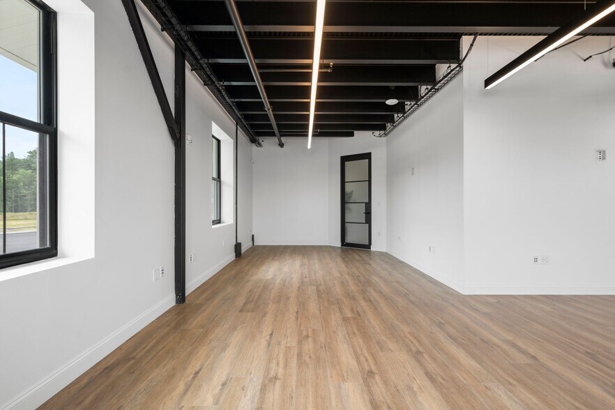 More Photos Of 2 Ricketts Pond Dr, Carver Light Distribution For Lease