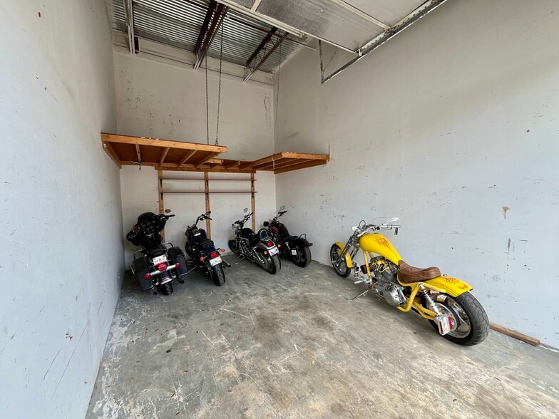 More Photos Of 4101-4119 Bandy Blvd, Fort Pierce Unknown For Lease