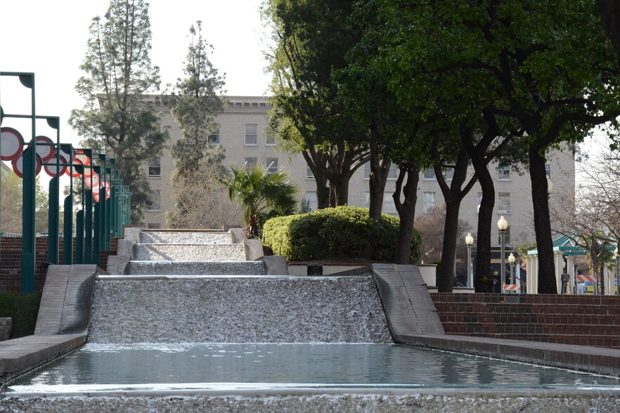 More Photos Of 320 N E St, San Bernardino Loft Creative Space For Lease