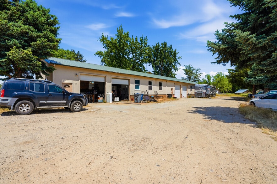 More Photos Of 200 E 46th Pl, Garden City Land For Sale