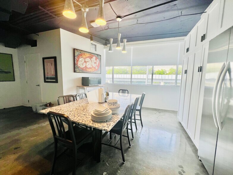 More Photos Of 2424 S Dixie Hwy, Coconut Grove Loft Creative Space For Sale