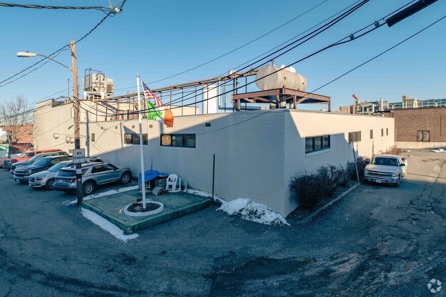 More Photos Of 10 Dorrance St, Boston Manufacturing For Lease