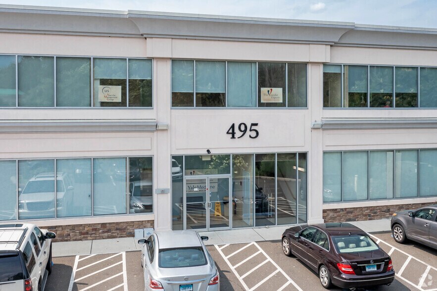 More Photos Of 495 Hawley Ln, Stratford Medical For Lease