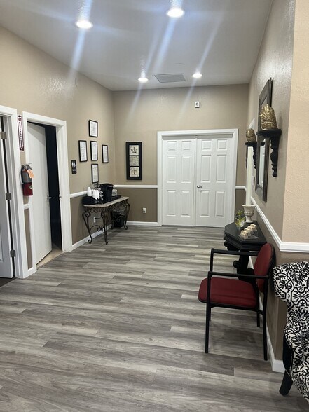 More Photos Of 14434 California Ave, Victorville Freestanding For Sale