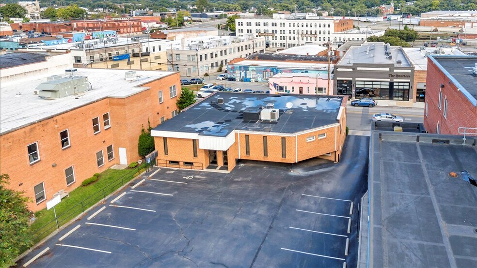 More Photos Of 356-358 Campbell Ave NW, Roanoke Office For Sale