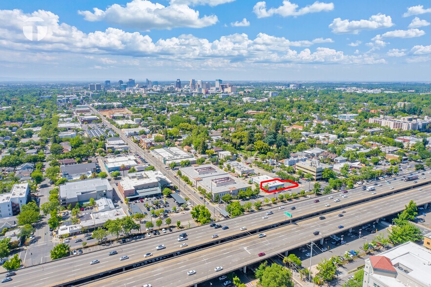 More Photos Of 2828 Q St, Sacramento General Retail For Lease
