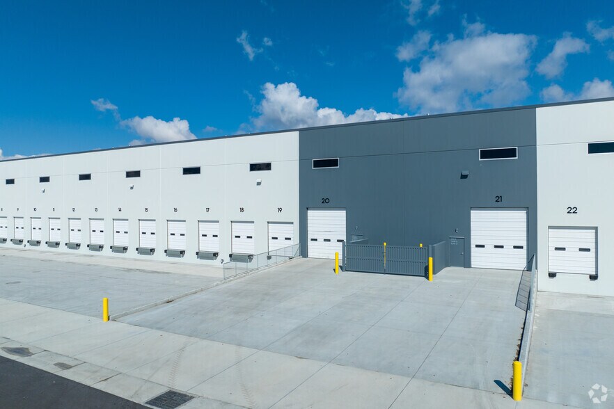 More Photos Of 1551 S 400 E, American Fork Unknown For Lease