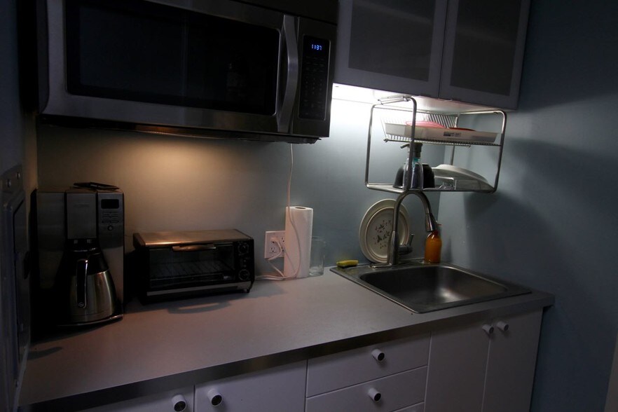 More Photos Of 10600 W Pico Blvd, Los Angeles Loft Creative Space For Lease