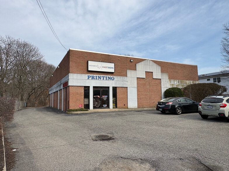 Primary Photo Of 1065 Islip Ave, Central Islip Freestanding For Sale