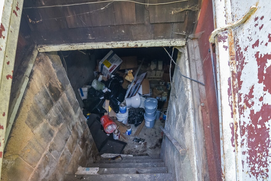 More Photos Of 104 Maple Ave, Chestertown Apartments For Sale
