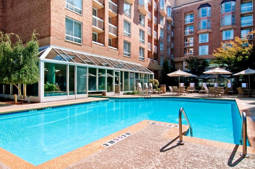 More Photos Of 6120 Peachtree Dunwoody Rd, Atlanta Hotel For Sale