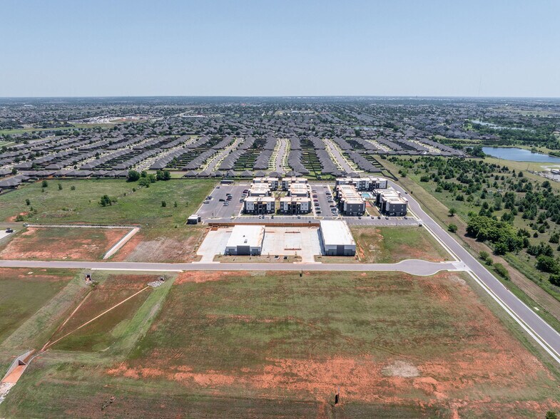 More Photos Of 15924 Ironstone Dr, Edmond Unknown For Lease