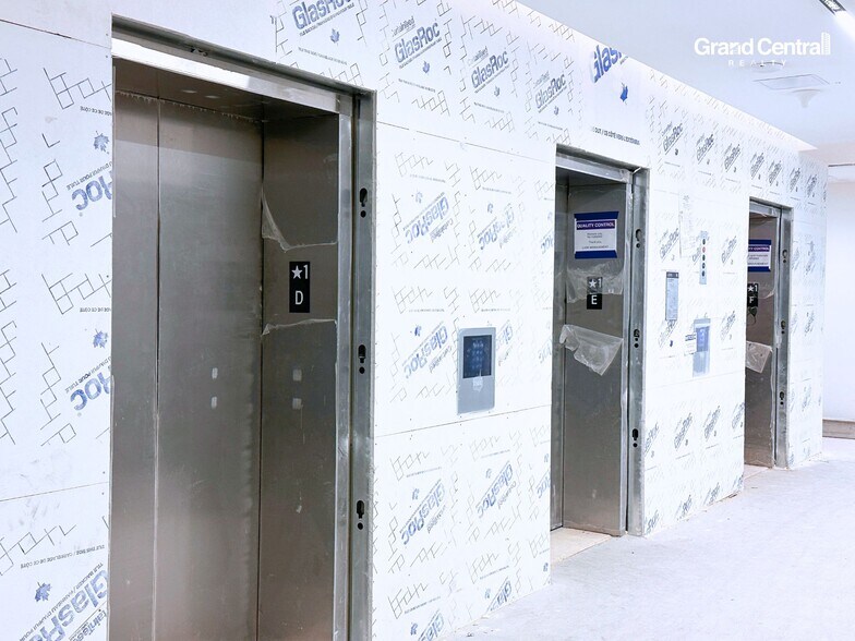 More Photos Of 9686 137 St, Surrey Office For Sale