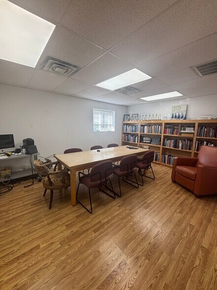 More Photos Of 95 Runnells Bridge Rd, Hollis Manufacturing For Sale