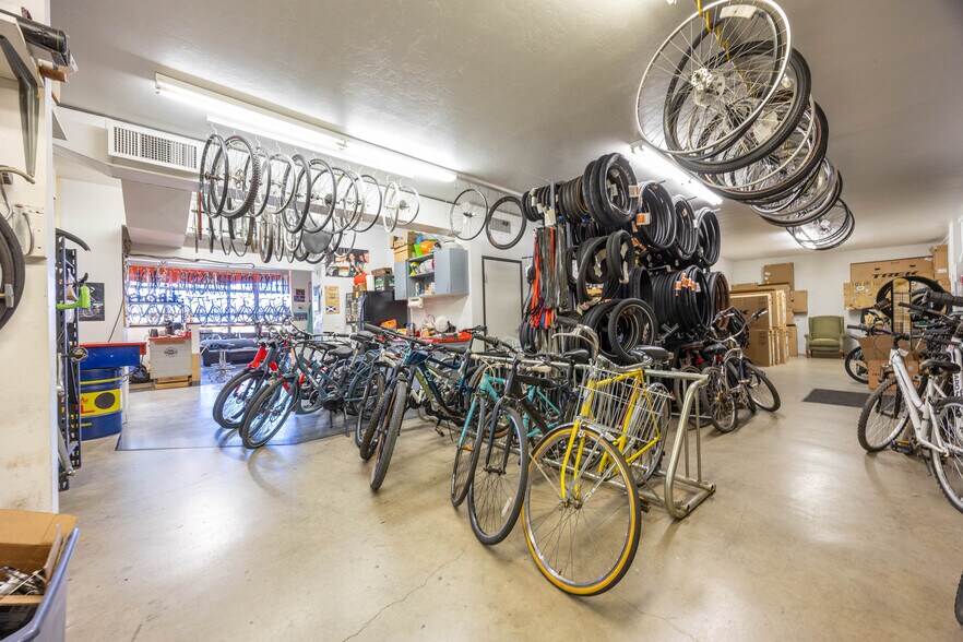 More Photos Of 1301 E Fry Blvd, Sierra Vista General Retail For Sale