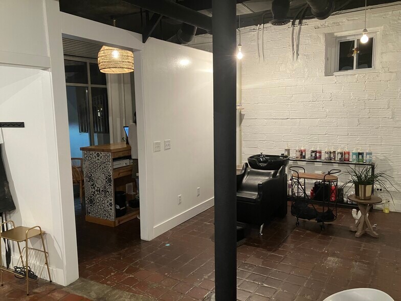 More Photos Of 5437 Penn Ave, Pittsburgh Storefront Retail Residential For Lease