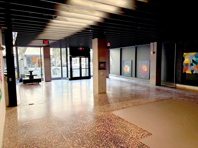 More Photos Of 215 W 9th St, Los Angeles Apartments For Lease