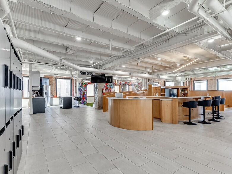 More Photos Of 204 N Robinson Ave, Oklahoma City Office Residential For Lease