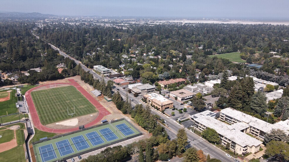 More Photos Of 1800 El Camino Real, Menlo Park Office For Sale