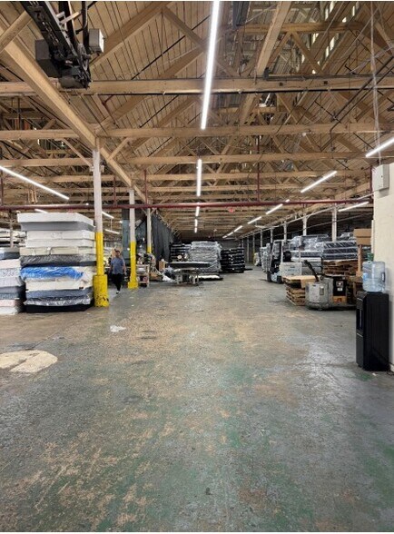 More Photos Of 85 Fifth Ave, Paterson Warehouse For Lease