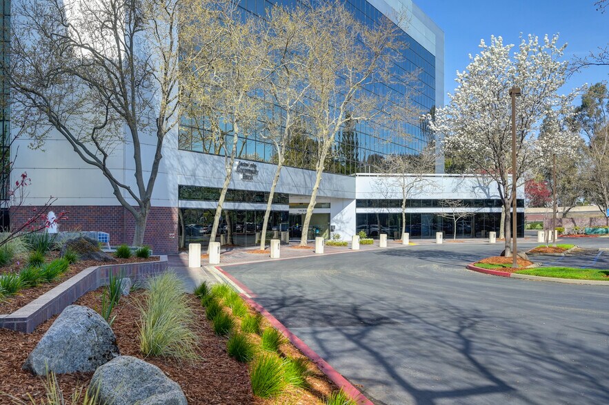 Primary Photo Of 1435 River Park Dr, Sacramento Office For Sale