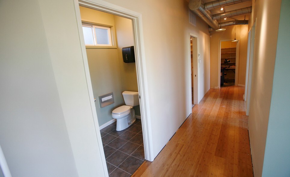More Photos Of 125-131 Camino Alto, Mill Valley Office For Lease