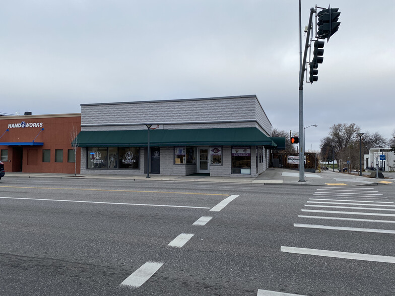 More Photos Of 700-702 George Washington Way, Richland Storefront Retail Office For Lease