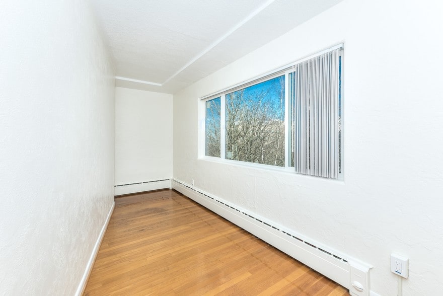 More Photos Of 3204-3212 SW 10th Ave, Portland Apartments For Sale