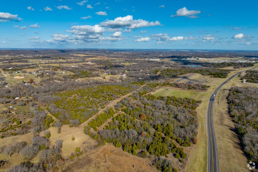 More Photos Of Gilcrease Expy @ 41st West Avenue, Tulsa Land For Sale