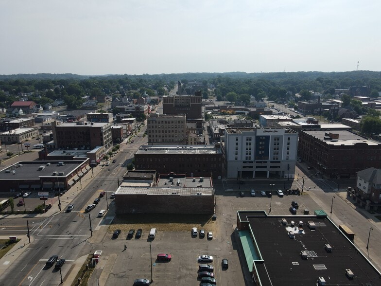 More Photos Of 129 Lincoln Way W, Massillon Land For Lease