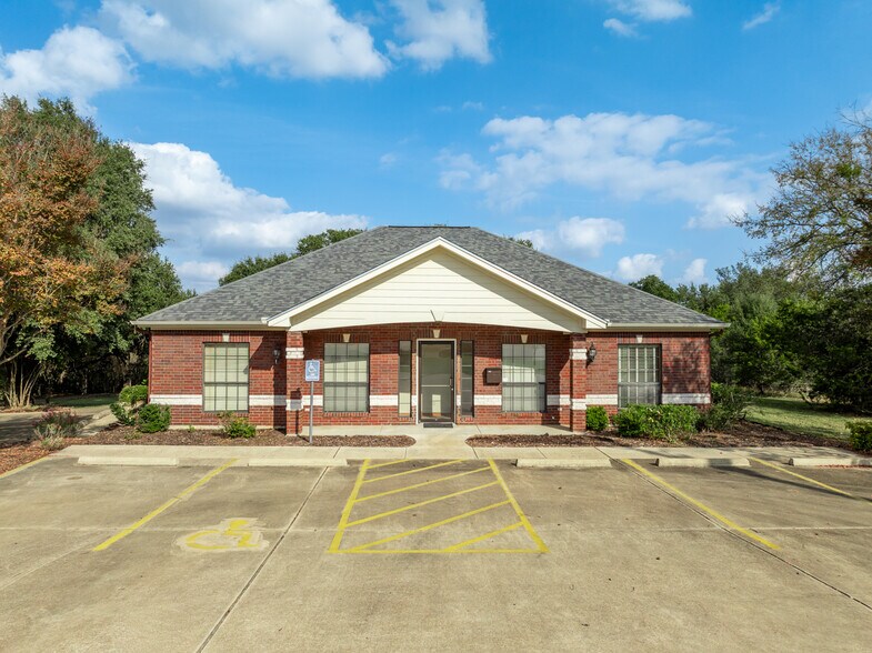 More Photos Of 625 Kennedy Ct, Belton Office For Sale