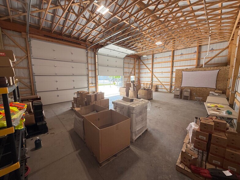 More Photos Of 517 E Hawthorne St, Fort Wayne Industrial For Lease