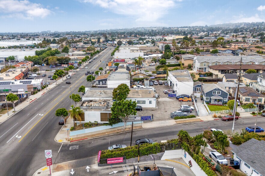 More Photos Of 400 N La Brea Ave, Inglewood Office For Lease