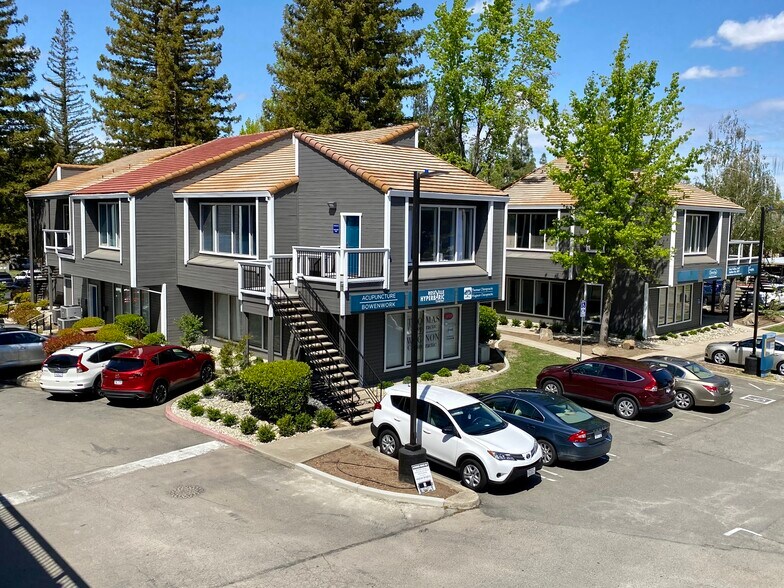 More Photos Of 720 Sunrise Ave, Roseville Office For Sale