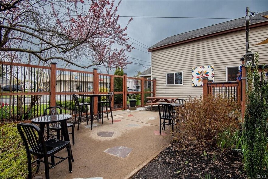 More Photos Of 417 W Dominick St, Rome Bar For Sale