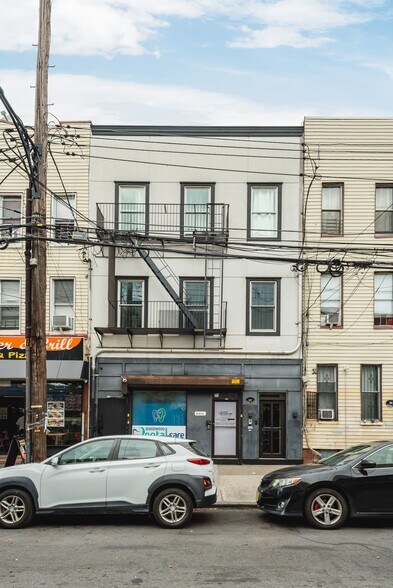 More Photos Of , Brooklyn Unknown For Sale