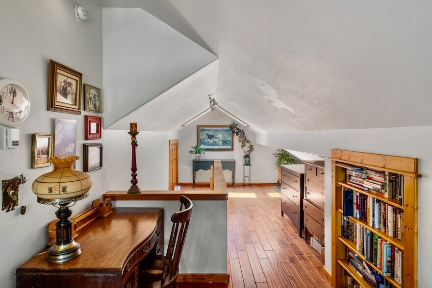 More Photos Of 76413 Gallatin Road, Gallatin Gateway Land For Sale